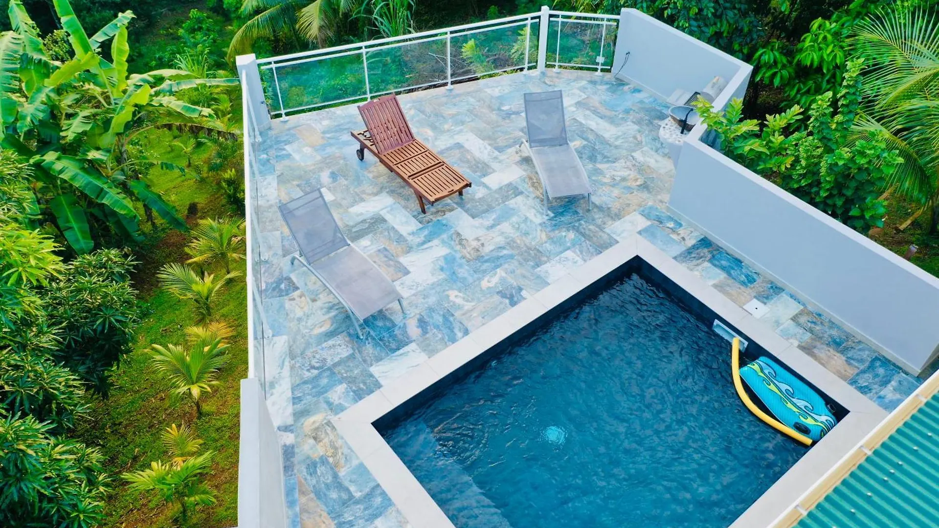 Holiday home Maison T3 Nid Bleu - Piscine Privee Le Marin